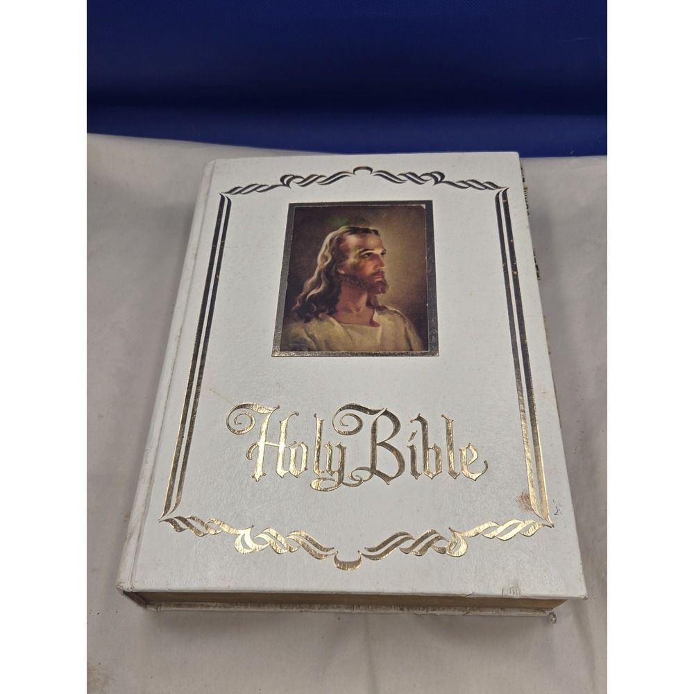 Vintage 1978 White Holy Bible King James Version Old & New Testaments